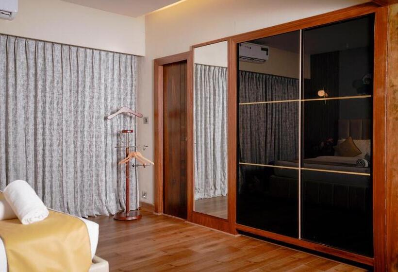 Mini Suite, Lazdana Hotel Bangalore