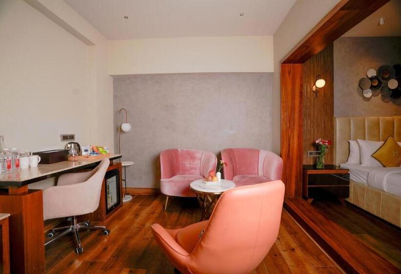 Mini Suite, Lazdana Hotel Bangalore