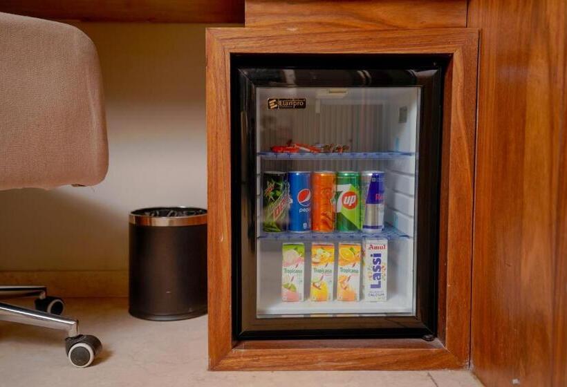 חדר קלאסי מיטת קינג סייז, Lazdana Hotel Bangalore