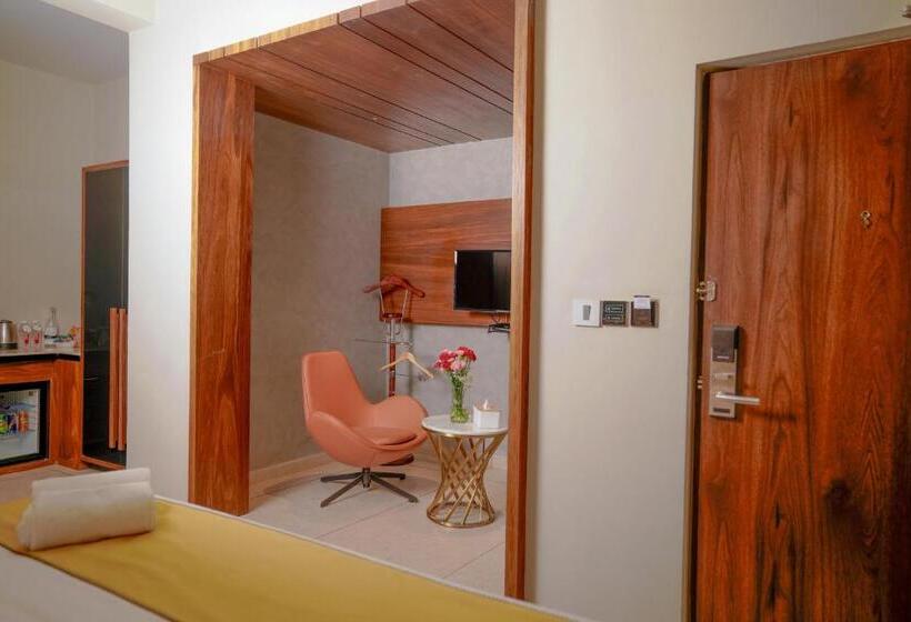 King yataklı klasik oda, Lazdana Hotel Bangalore