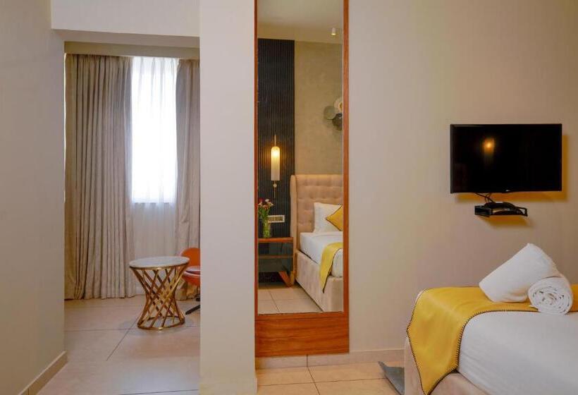 חדר קלאסי מיטת קינג סייז, Lazdana Hotel Bangalore