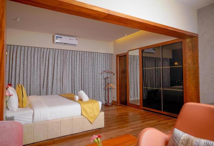 Mini Suite, Lazdana Hotel Bangalore