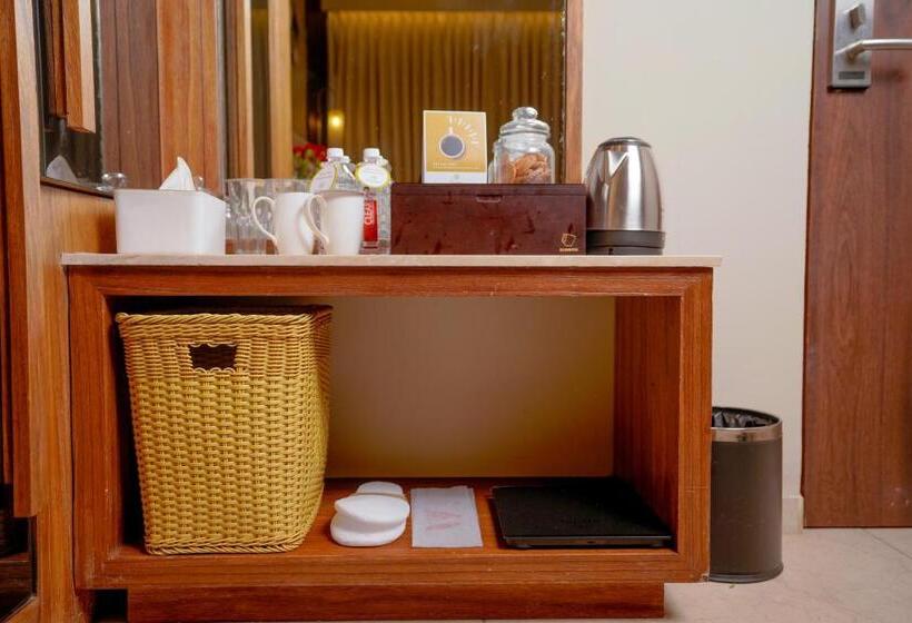 חדר אקזקיוטיב חדר קינג, Lazdana Hotel Bangalore