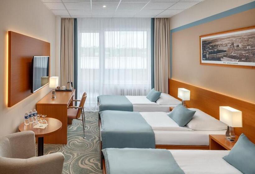 غرفة قياسية ثلاثية, Avanti