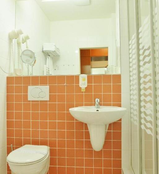 غرفة قياسية, Avanti