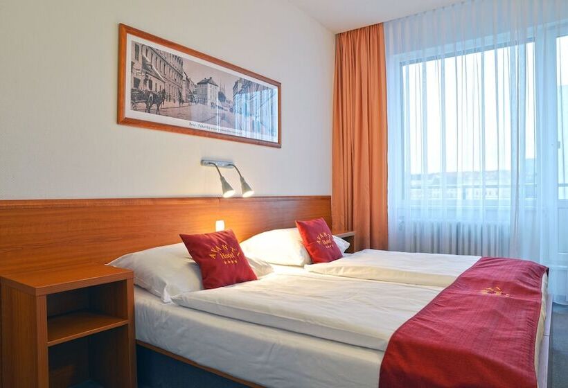 شقة غرفة واحدة, Avanti