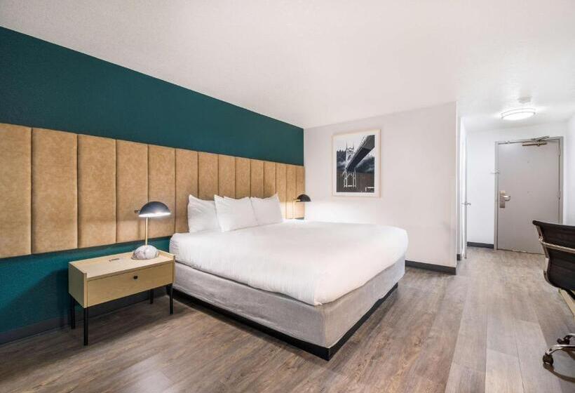 带大床的标准间, Best Western Portland West Beaverton