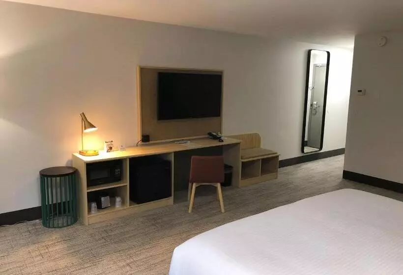 اتاق استاندارد با تخت بزرگ برای معلولان, Best Western Portland West Beaverton
