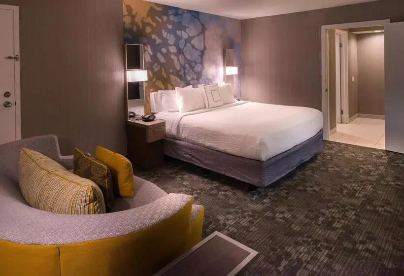 سوئیت اجرایی با تخت کینگ, Courtyard By Marriott Oxnard/ventura