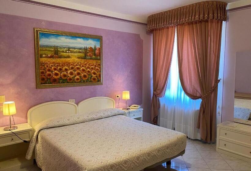 高级三人间, La Torre