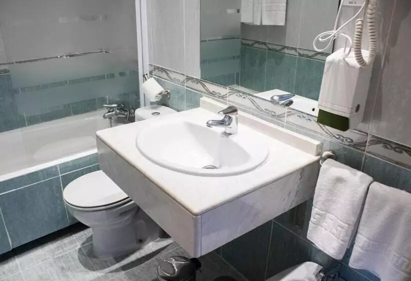 اتاق استاندارد یک نفره, Madrisol