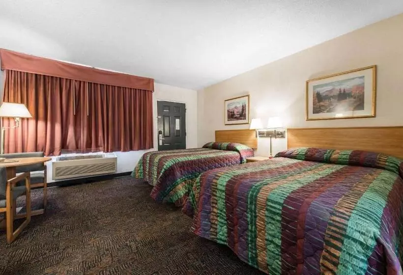 اتاق استاندارد با 2 تخت دوبل, Rodeway Inn & Suites