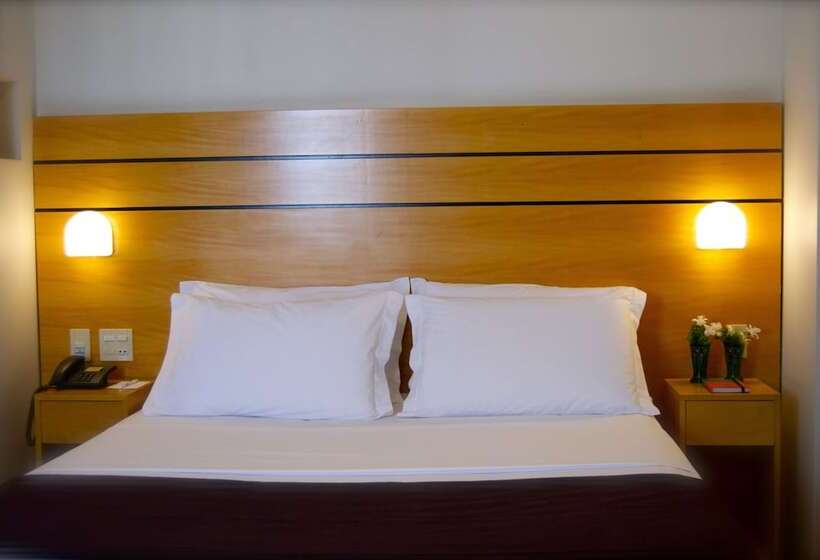 디럭스 룸, San Diego Suítes Lourdes   Oficial