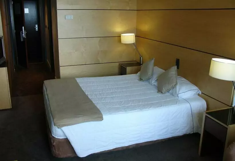スタンダードルーム, Vip Executive Azores