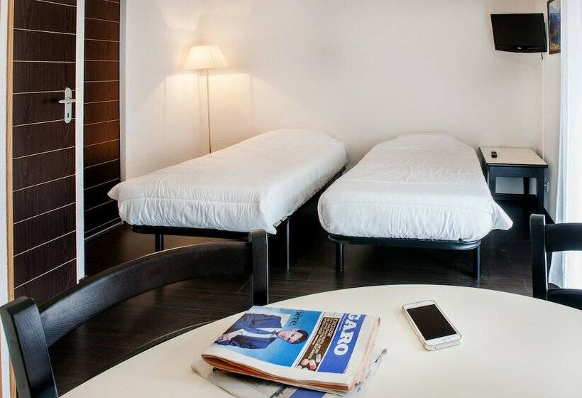 استودیوی استاندارد, Résidence Foch