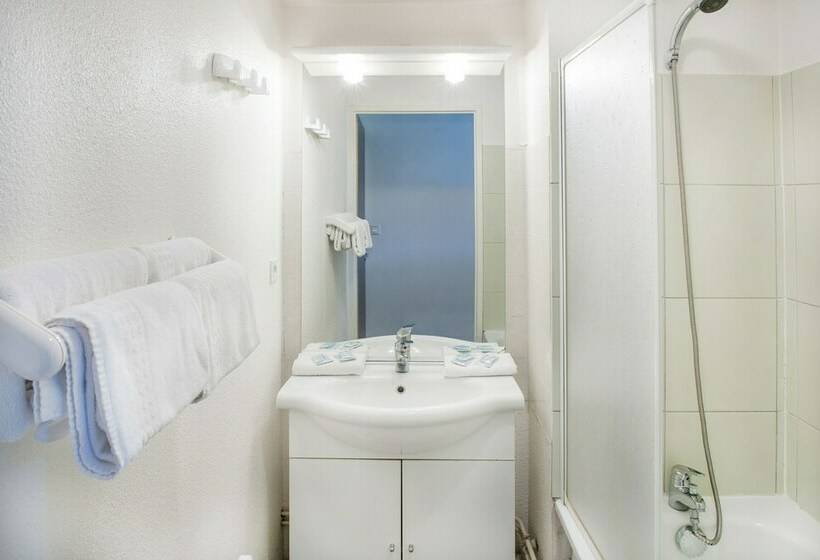 سوییت جونیور, Résidence Foch