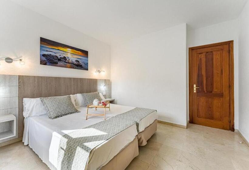 شقة غرفتين, Klayman Olivina Apart