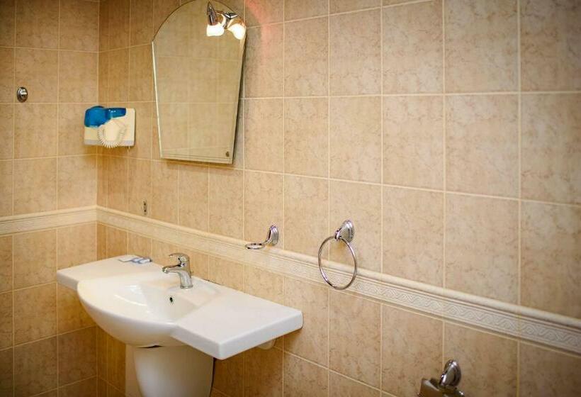 스탠다드 룸, Family Hotel Varna