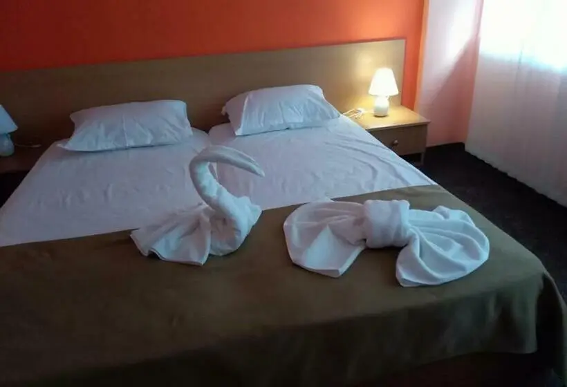 スタンダードルーム, Family Hotel Varna