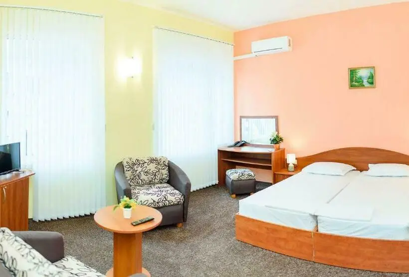 スタンダードルーム, Family Hotel Varna