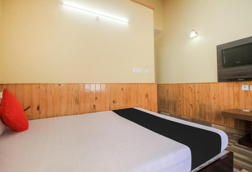 اتاق استاندارد با چشم‌انداز کوهستان, Super Townhouse Oak Saramsa Garden