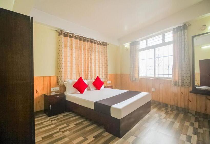 اتاق استاندارد سه نفره, Super Townhouse Oak Saramsa Garden