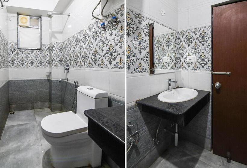 اتاق استاندارد سه نفره, Super Townhouse Oak Saramsa Garden