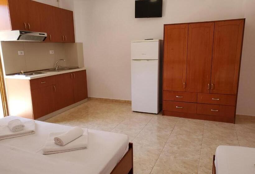 バルコニー付きスタンダードトリプルルーム, Vila Malo 1