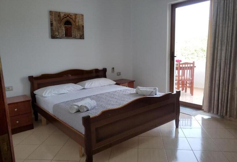 バルコニー付きスタンダードルーム, Vila Malo 1