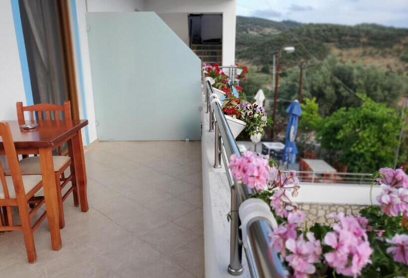 バルコニー付きスタンダードステューディオ, Vila Malo 1