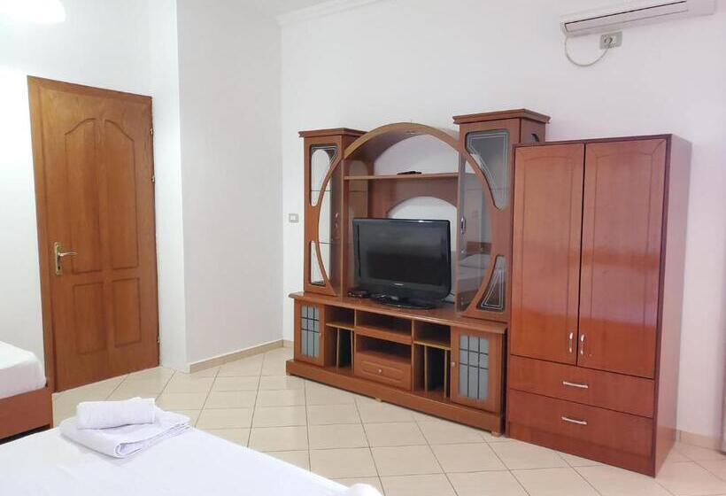 バルコニー付きスタンダードステューディオ, Vila Malo 1