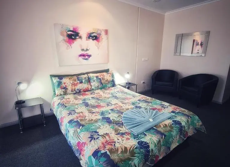 スタンダードルーム, Wentworth Central Motor Inn