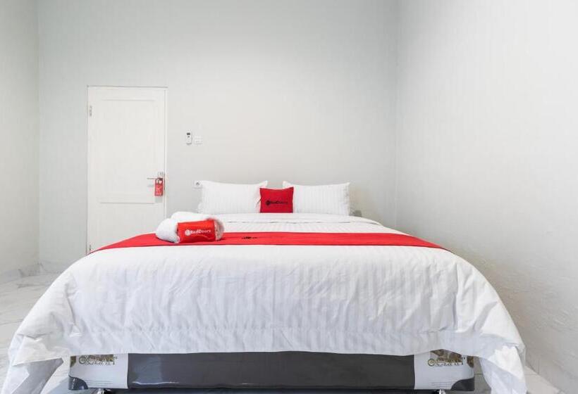 스탠다드 룸, Reddoorz Plus Near Rs Usu Medan 2