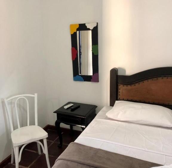 سوییت جونیور با بالکن, Suítes Casarão