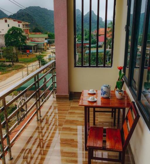 اتاق خانوادگی با چشمانداز کوه, Phong Nha Love Homestay