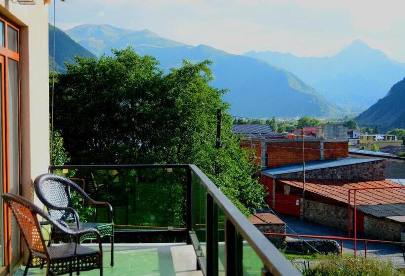 Deluxe Room Mountain View, North Kazbegi