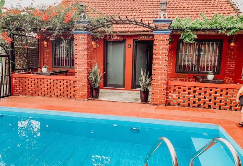 اتاق استاندارد با چشمانداز استخر, Vu S Homestay