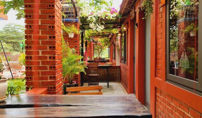 اتاق لوکس با تخت بزرگ, Vu S Homestay