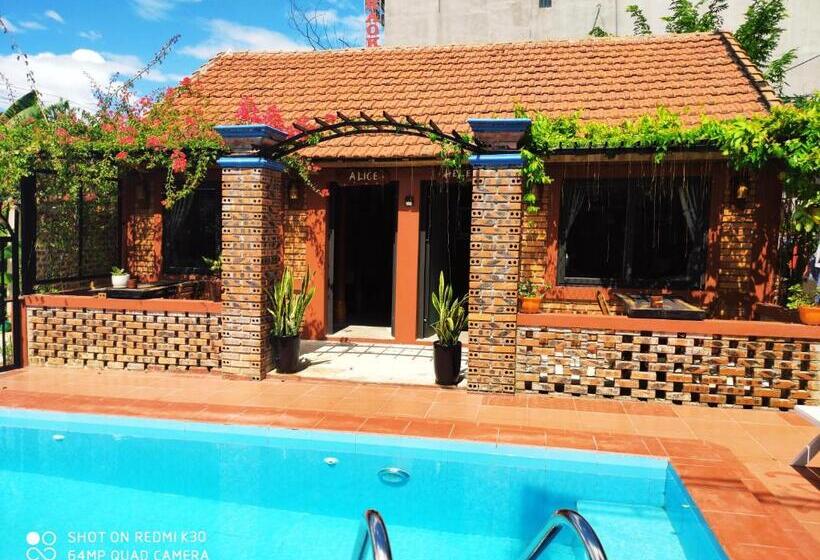 اتاق استاندارد با چشمانداز استخر, Vu S Homestay