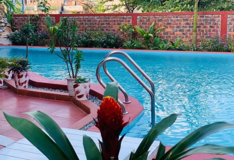 اتاق استاندارد با چشمانداز استخر, Vu S Homestay