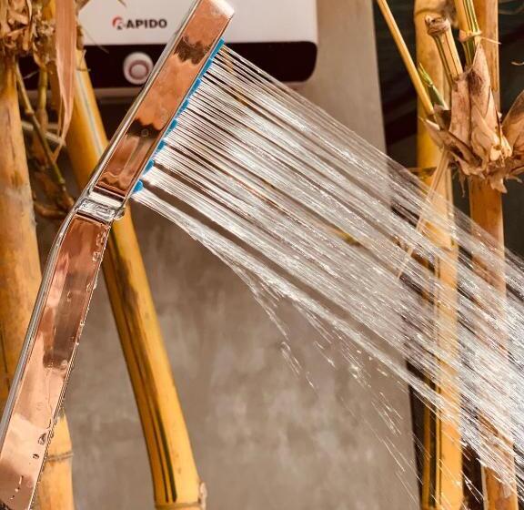 اتاق لوکس با تخت بزرگ, Vu S Homestay