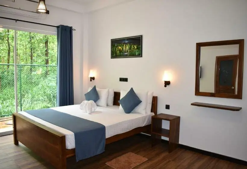 デラックスルーム, Forest Edge Safari Villa