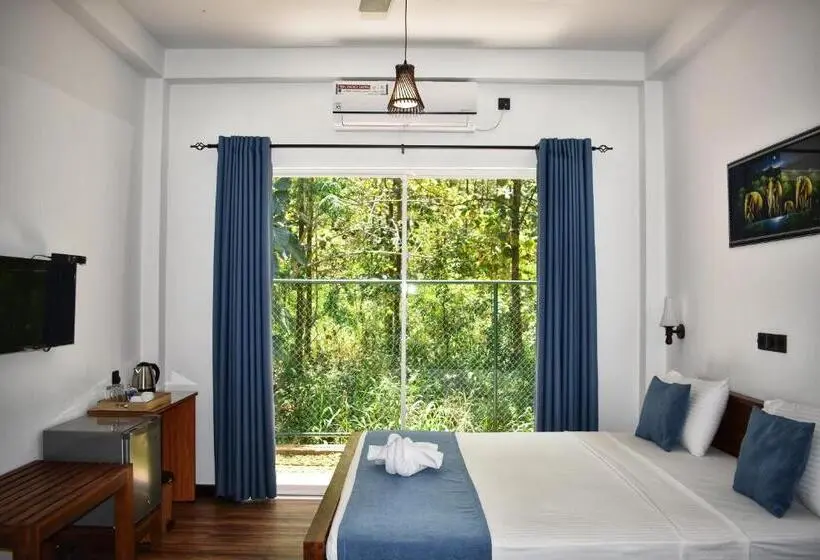 デラックスルーム, Forest Edge Safari Villa