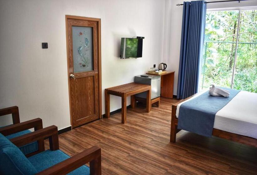 اتاق لوکس, Forest Edge Safari Villa