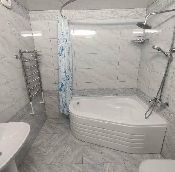 스탠다드 트리플 발코니 룸, Khiva Tosh Darvoza & Trip Service