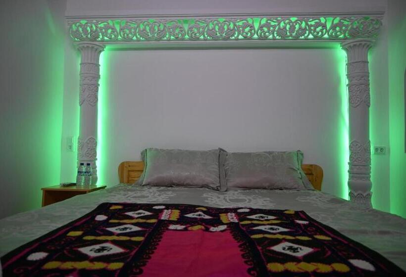 디럭스 룸, Khiva Tosh Darvoza & Trip Service