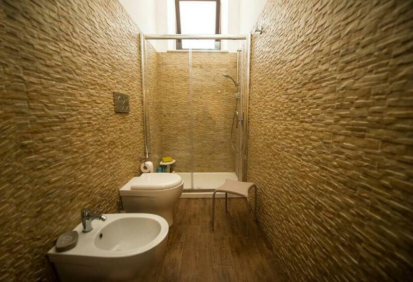 带园景的小型套房, Villa Le Torri B&b