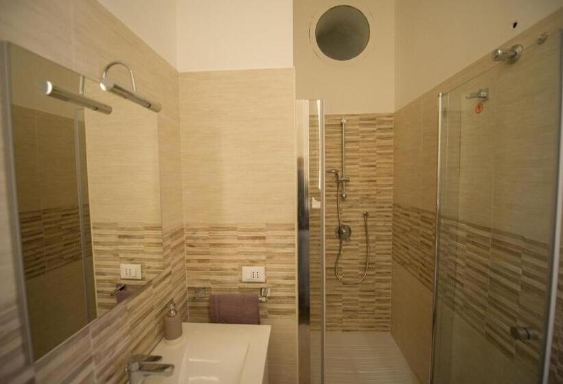 标准三人间, Villa Le Torri B&b