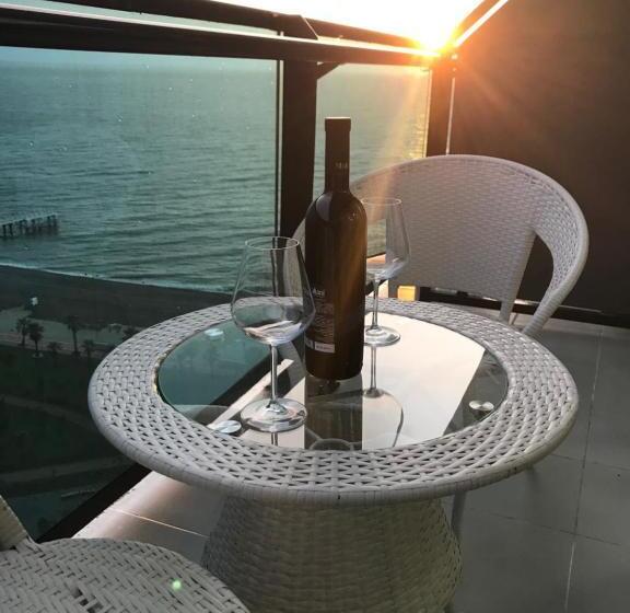 استودیوی استاندارد با چشم‌انداز دریا, Sea View Apartments Orbi Beach Tower