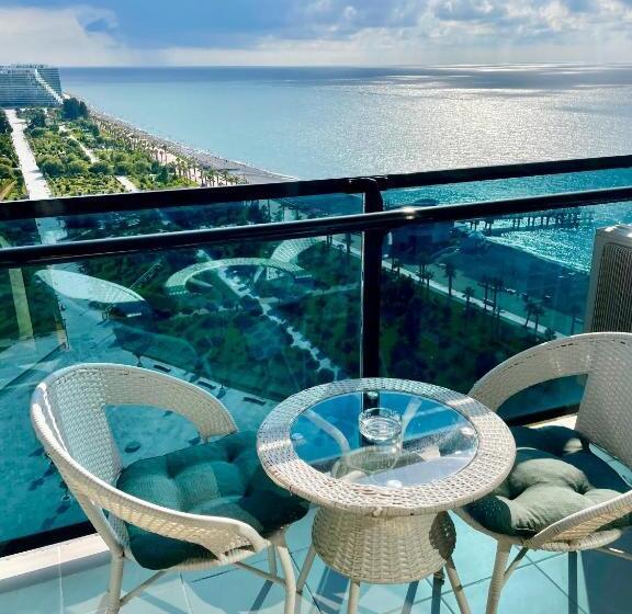 استودیوی استاندارد با چشم‌انداز دریا, Sea View Apartments Orbi Beach Tower